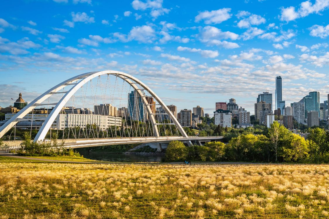 Déménager à ou depuis Edmonton : votre guide d'initiés du réseau d'agents Atlas